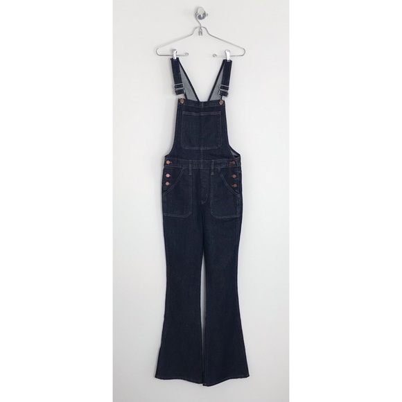 MADEWELL FLEA MARKET FLARE DARK WASH ITALIAN DENIM BLUE OVERALLS SIZE S - Picture 3 of 9